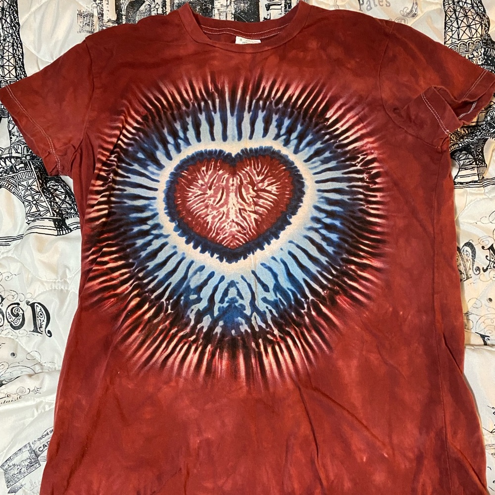 Women’s bohemian type tee